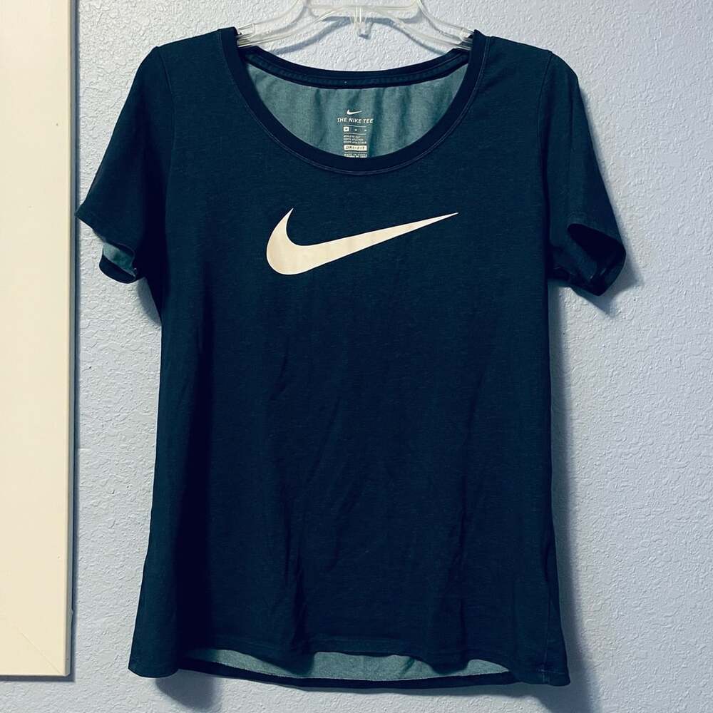 Nike Women's The Nike Tee Dri-Fit Athletic Short Sleeve Swoosh T-Shirt